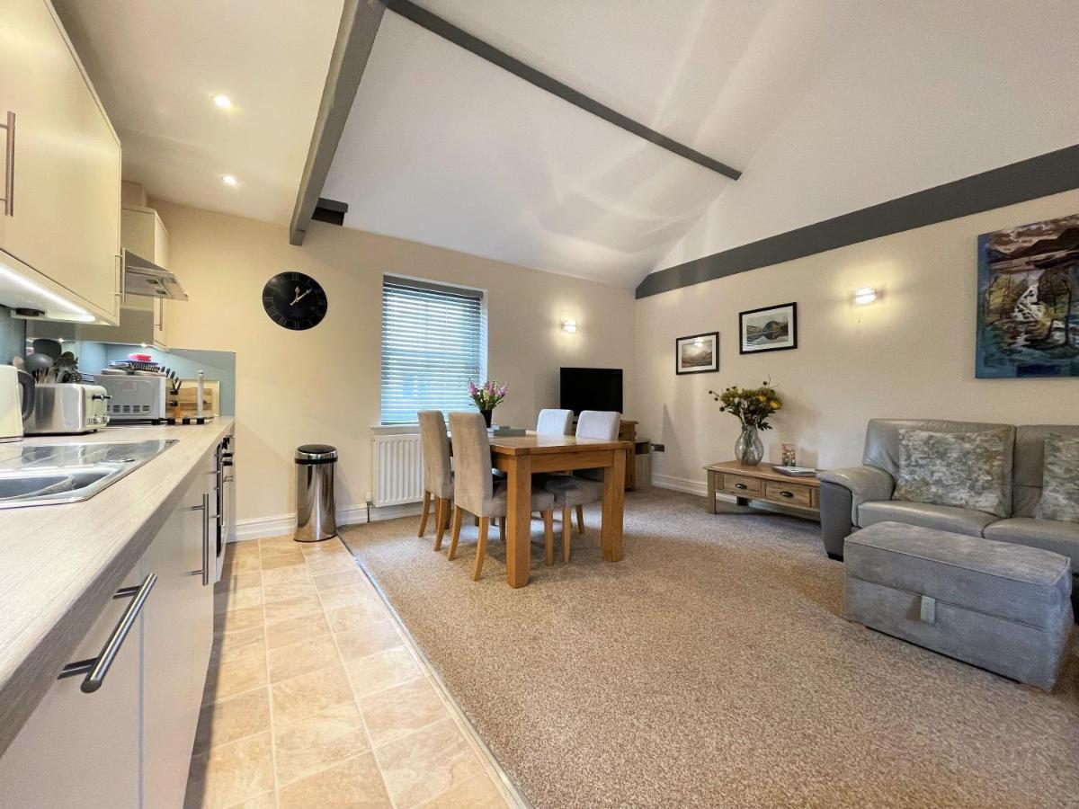 Arthurs Cottage -Charming Courtyard Cottage In The Heart Of Kendal, The Lake District 外观 照片